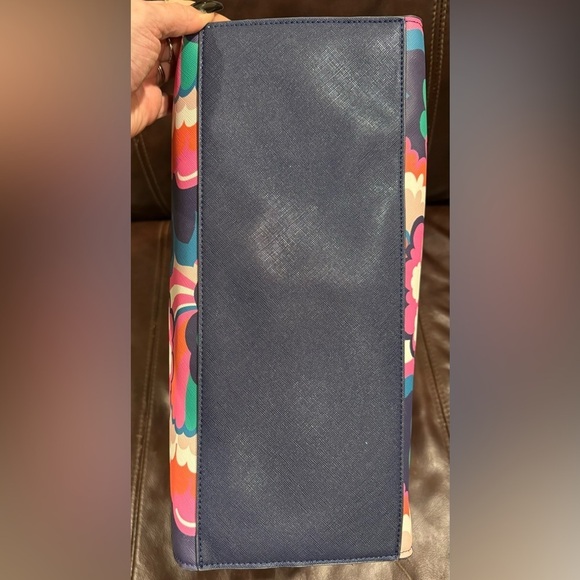 Trina Turk Floral Cloud Tote NWT - Picture 9 of 13